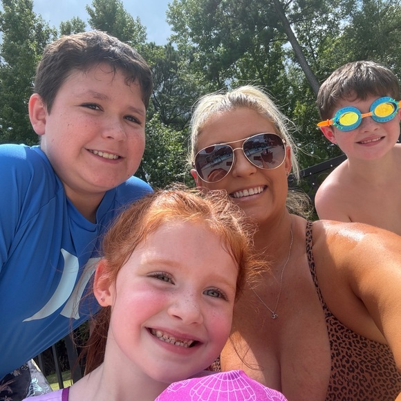 Meet your Posher, Rebel - Picture 6 of 10